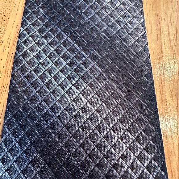 Vintage Pierre Cardin Black Silver Abstract 100% Silk Men’s Necktie Made In USA - Picture 6 of 7